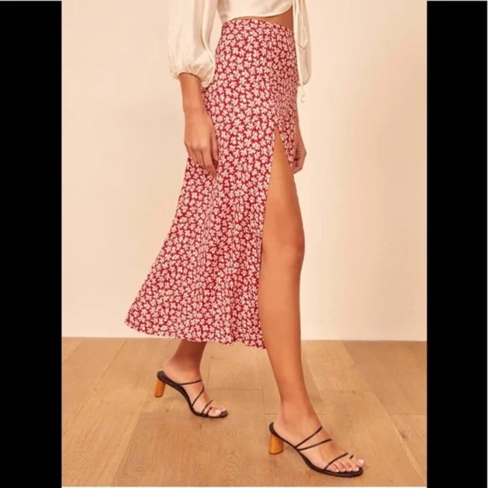 Reformation Zoe Red Floral Women's Skirt